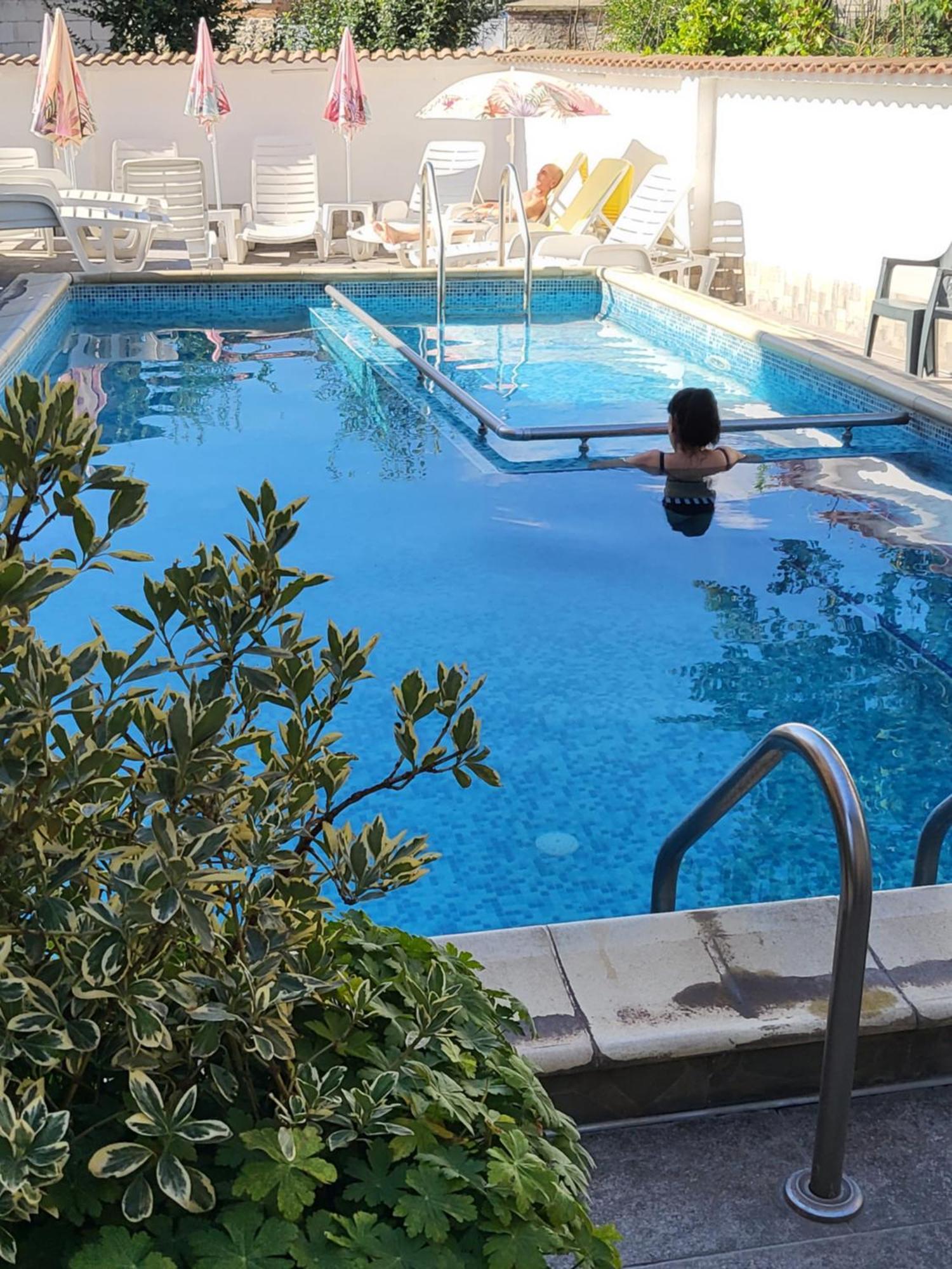 Family Hotel Dalia 韦林格勒 外观 照片